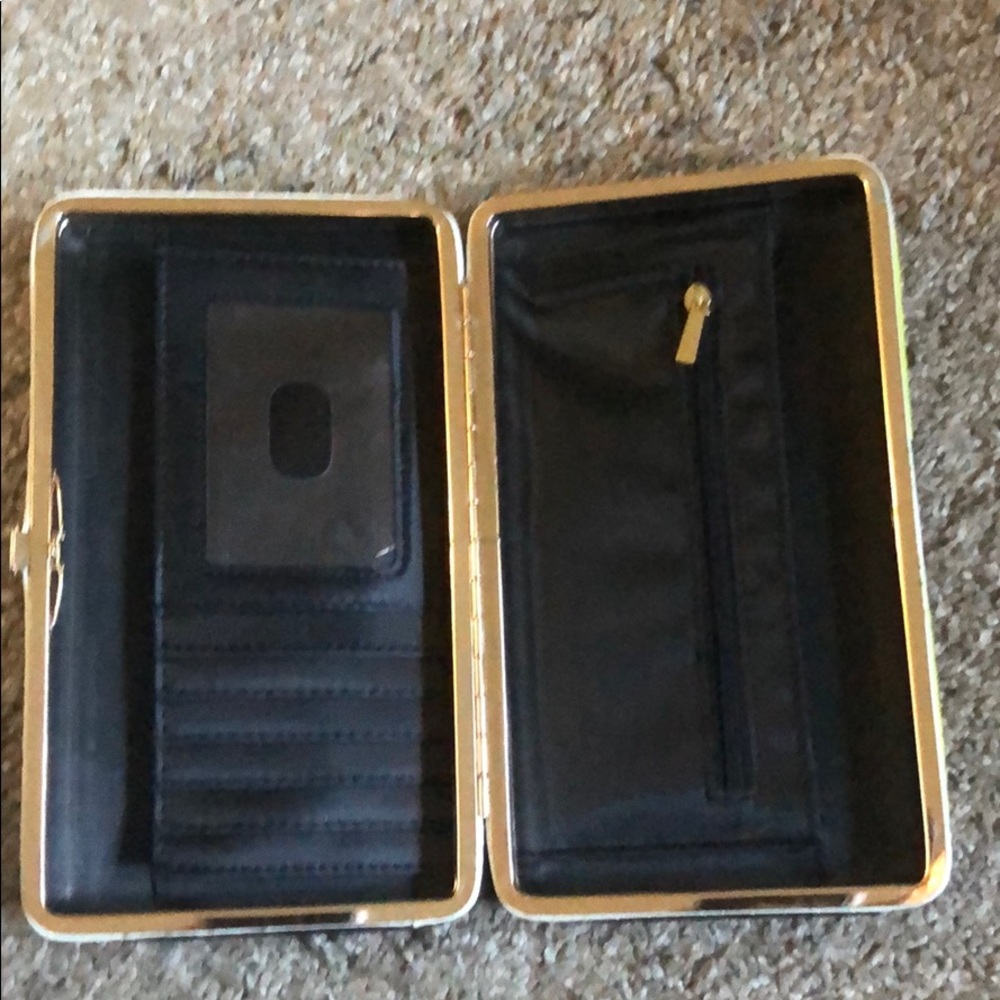 Wallet - Picture 3 of 3